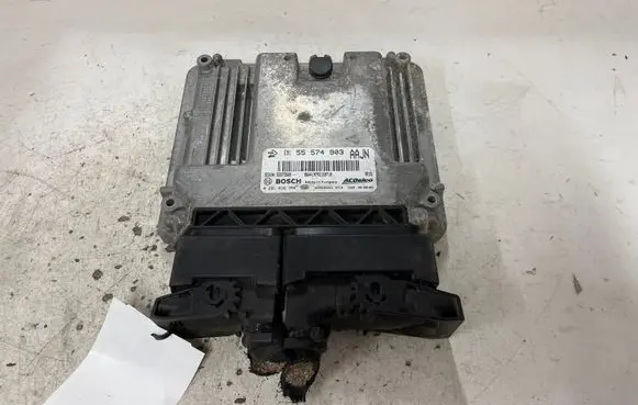 Opel Insignia A Engine control unit/module 55574903 55573560 0281016704