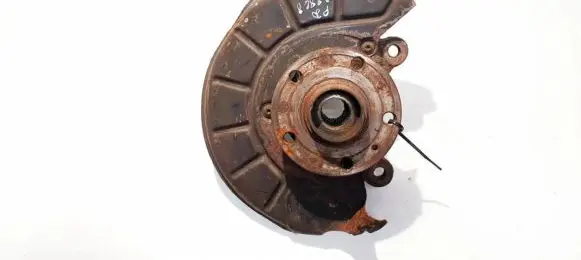 Skoda Octavia Mk2 (1Z) Front wheel hub