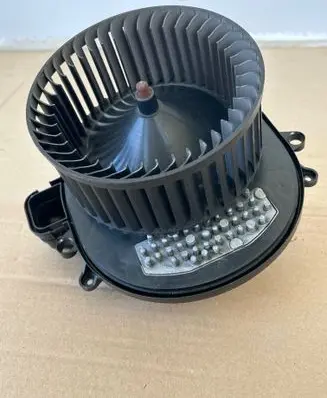 BMW 1 F20 F21 Heater fan/blower T1014415A 00368740