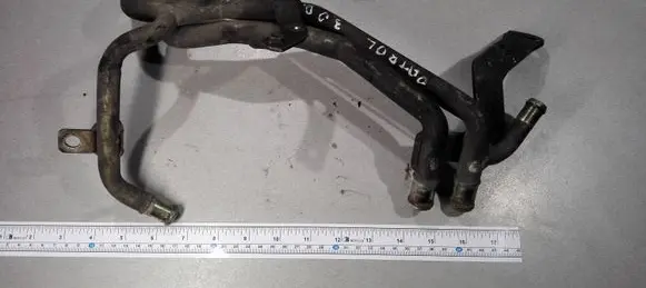 Nissan Patrol Y61 Engine coolant pipe/hose