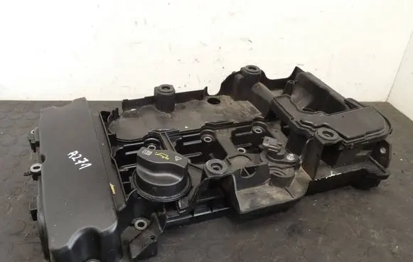 Mercedes-Benz C W204 Rocker cam cover A2710101730