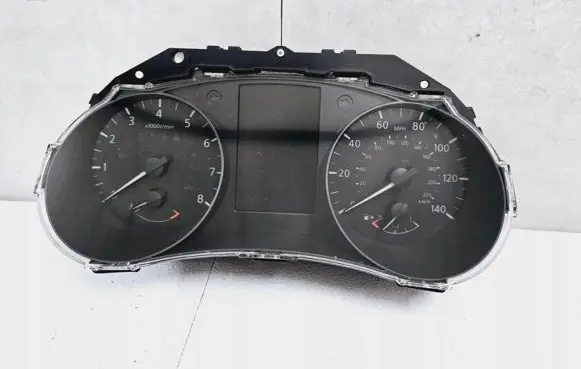 Nissan Qashqai Speedometer (instrument cluster)