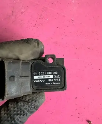 Volvo S60 Air pressure sensor 8677288 0261230090