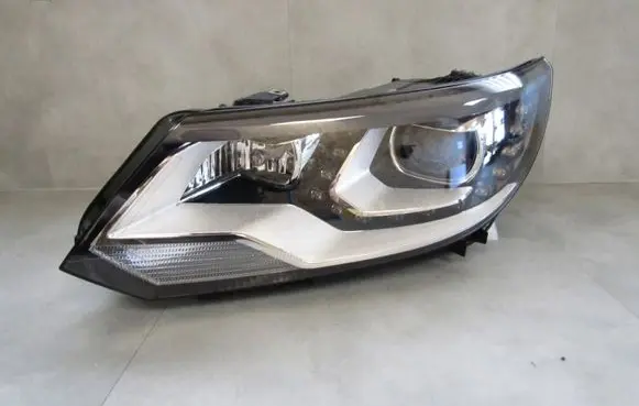 Volkswagen Tiguan Headlight/headlamp 5N1941751