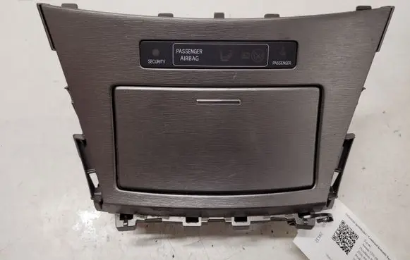 Toyota Avensis T270 Ashtray (front) 