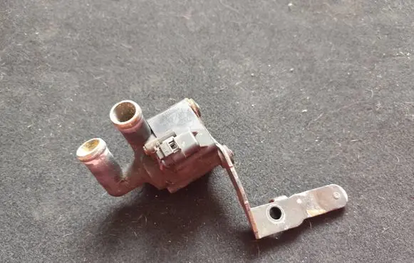 Skoda Superb B6 (3T) Electric auxiliary coolant/water pump 5N0965561 701713080 12612434