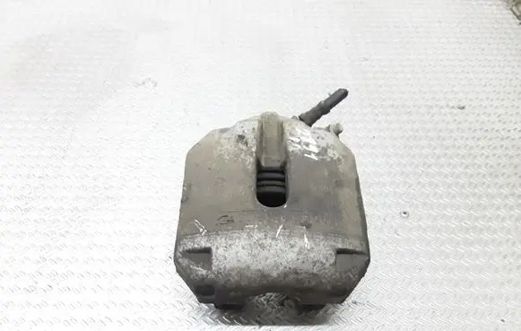 BMW 5 E39 Front brake caliper