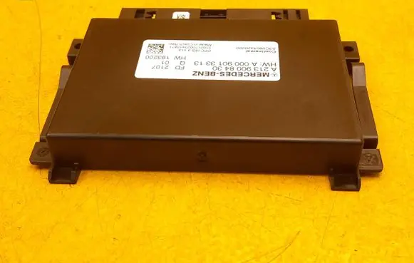 Mercedes-Benz CLA C118 X118 Gearbox control unit/module A2139008430