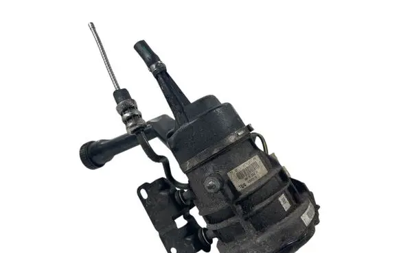 Peugeot RCZ Power steering pump 9673536480 111110 A0025875