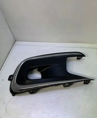 Front bumper lower grill