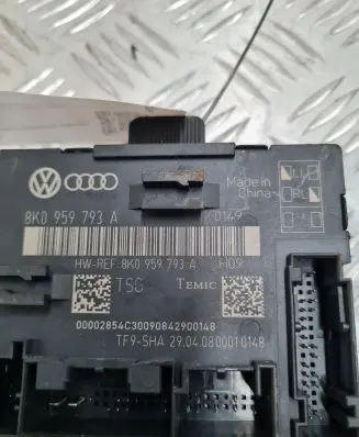 Audi A5 8T 8F Door control unit/module
