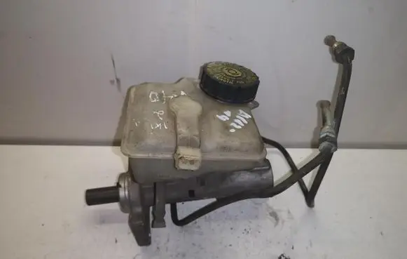 Volvo V40 Master brake cylinder 8646006