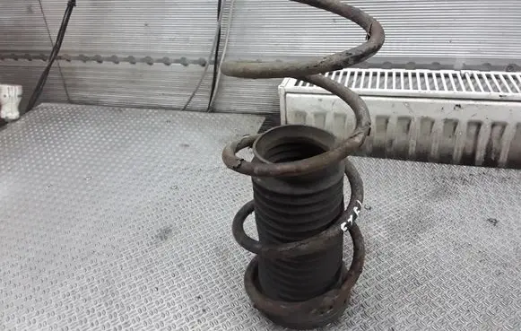 Opel Corsa D Front coil spring