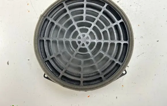 Audi A6 S6 C7 4G Front door speaker 4G2035415