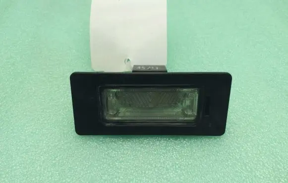Porsche Panamera (970) Number plate light 7PP943021