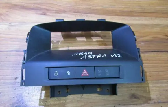 Opel Astra J Hazard light switch 13362791 340685796