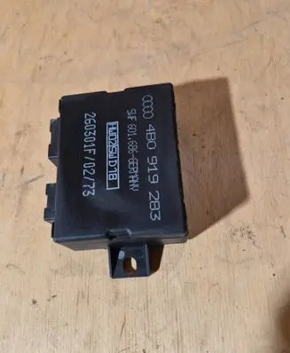 Audi A6 S6 C5 4B Parking PDC control unit/module 4B0919283 260301F 601686