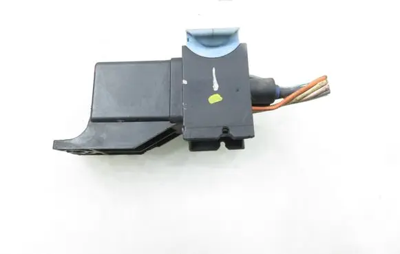 Peugeot 208 I Glow plug pre-heat relay 9802424080 51299065