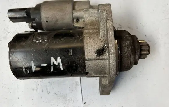 Volkswagen PASSAT B6 Starter motor 02Z911023E 0001121408 20070215