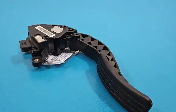 Renault Scenic III - Grand scenic III Accelerator throttle pedal 180020024R IMPRK1541902