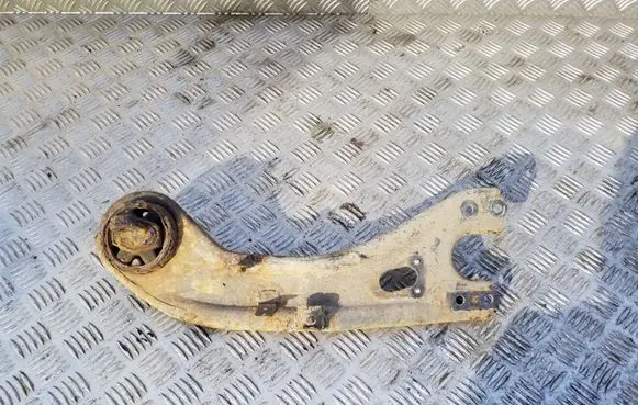 KIA Sportage Rear upper control arm/wishbone