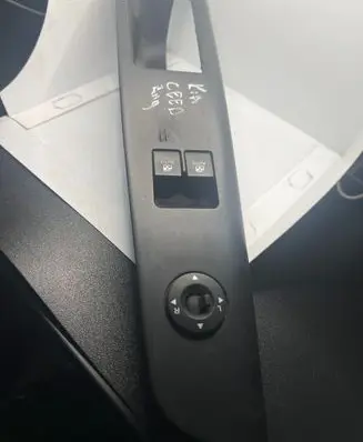 KIA Ceed Electric window control switch 823551H610 1374755