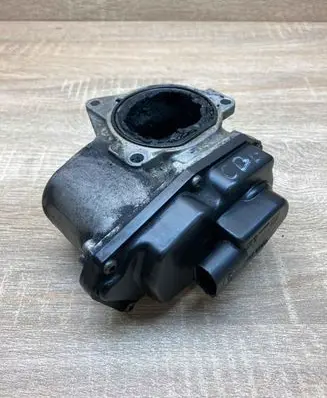 Audi A4 S4 B8 8K EGR valve 03L131501G