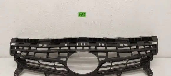 Toyota Prius (XW30) Front bumper upper radiator grill 5311147040