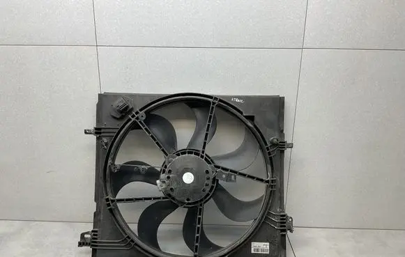 Nissan X-Trail T32 Electric radiator cooling fan 214814BE0A