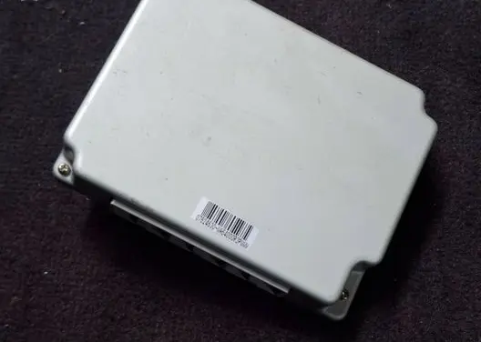 Subaru Forester SF Gearbox control unit/module 07624630