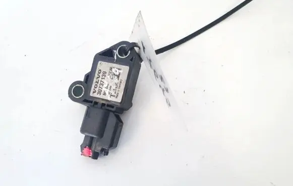 Volvo V50 Airbag deployment crash/impact sensor 30737139