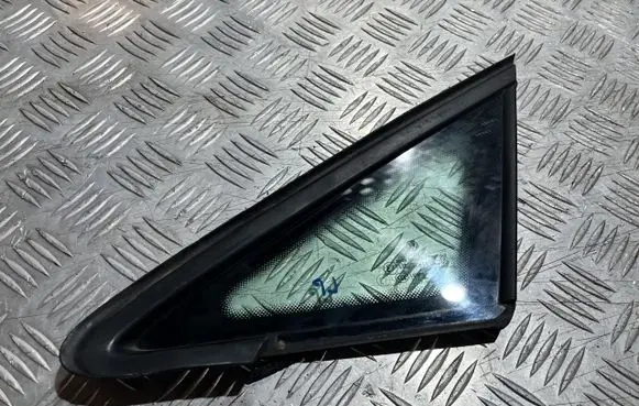 Volkswagen Golf VIII Front triangle window/glass VW24096