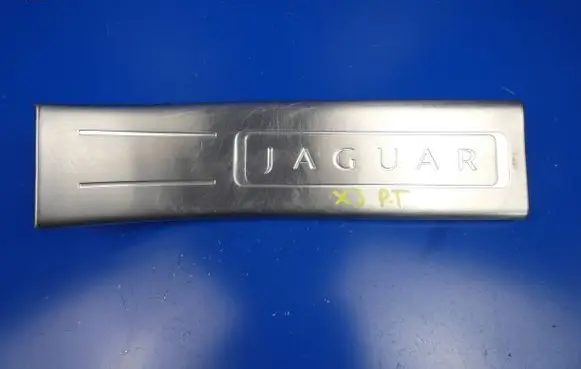 Jaguar XJ X351 Rear sill trim cover AW93F13244AD