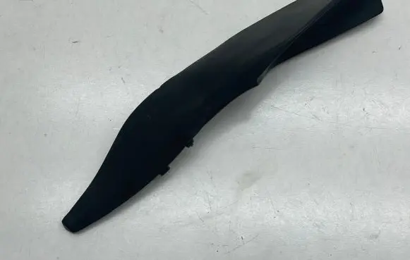 Volvo V70 Windshield trim 31218595 31218697