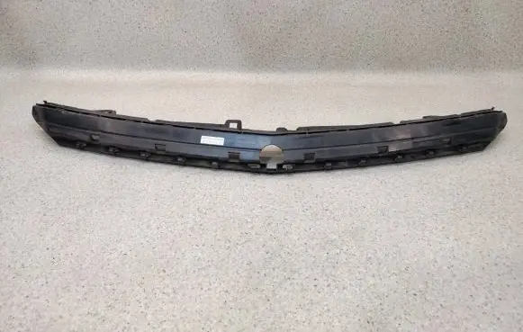 Mercedes-Benz B W246 W242 Front bumper mounting bracket A2468850365