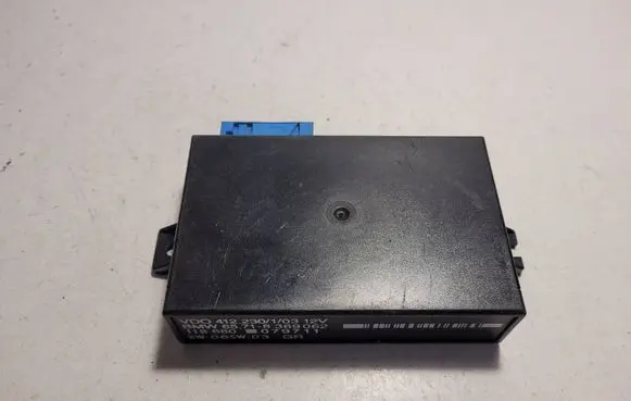 BMW 5 E39 Cruise control unit/module 8369062 118680 65718369062