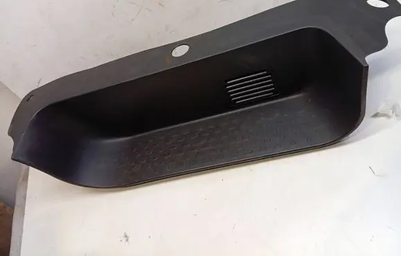 Renault Trafic III (X82) Front sill trim cover 93868844 768510190R