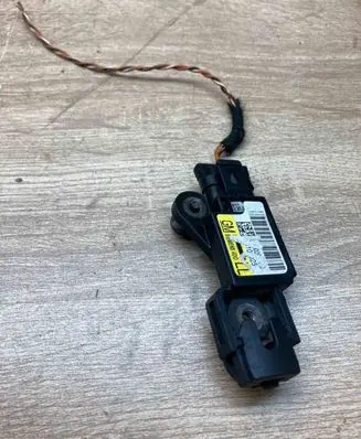 Opel Signum Airbag deployment crash/impact sensor 13102025 WithPlug