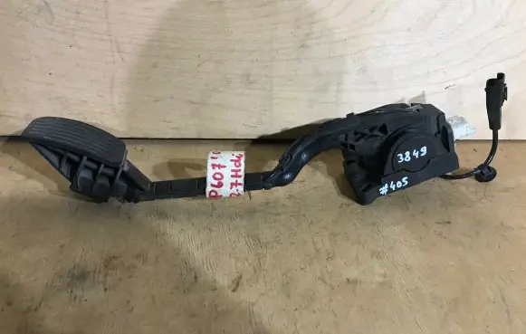 Peugeot 607 Accelerator throttle pedal 9651510780 0280755005 F00C3E2429