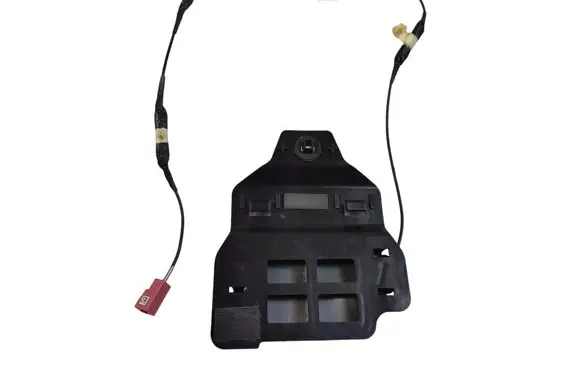 Dodge Charger Aerial antenna amplifier P68067533AI P68067533 03338470110