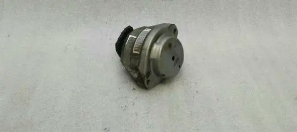 BMW 6 E63 E64 Engine mount bracket 6762607