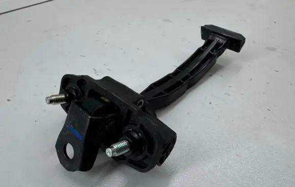 Tesla Model Y Rear door check strap stopper 150068400B