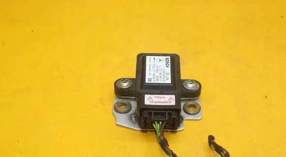 Mercedes-Benz A W168 ESP acceleration yaw rate sensor 0015429018