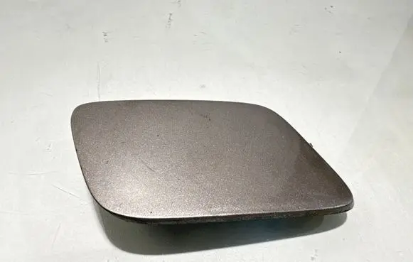 Volvo V70 Front tow hook cap/cover 30678641