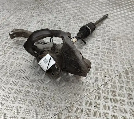 BMW X5 F15 Front wheel hub 6869870 7629880