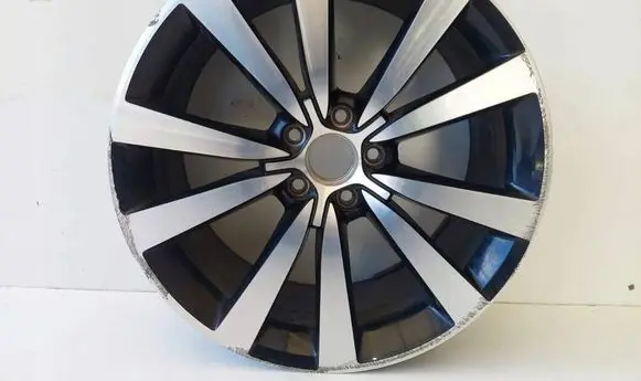 Volkswagen Beetle A5 R19 alloy rim 5C0601025N