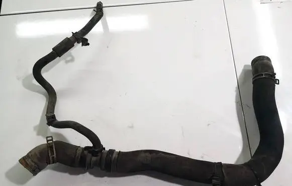 Renault Scenic III - Grand scenic III Engine coolant pipe/hose 