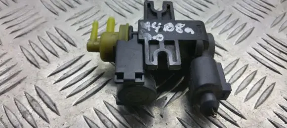 Audi A4 S4 B8 8K Turbo solenoid valve 8K0906627