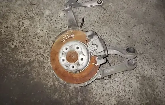 BMW 5 F10 F11 Front wheel hub spindle knuckle