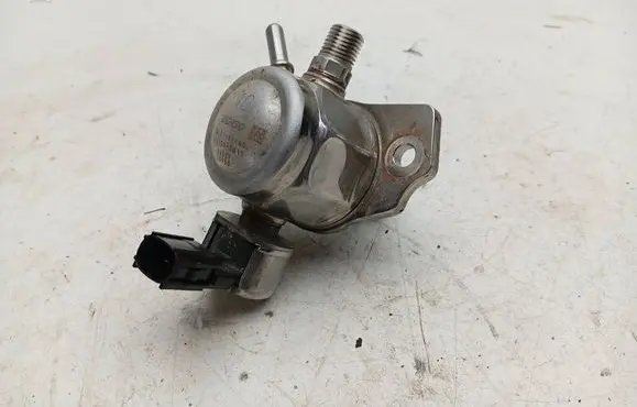 Lexus RX 450H Fuel injection high pressure pump 2310131100
